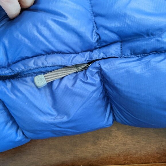 The North Face women's nuptse 700 down filled jacket in size large - Picture 12 of 16